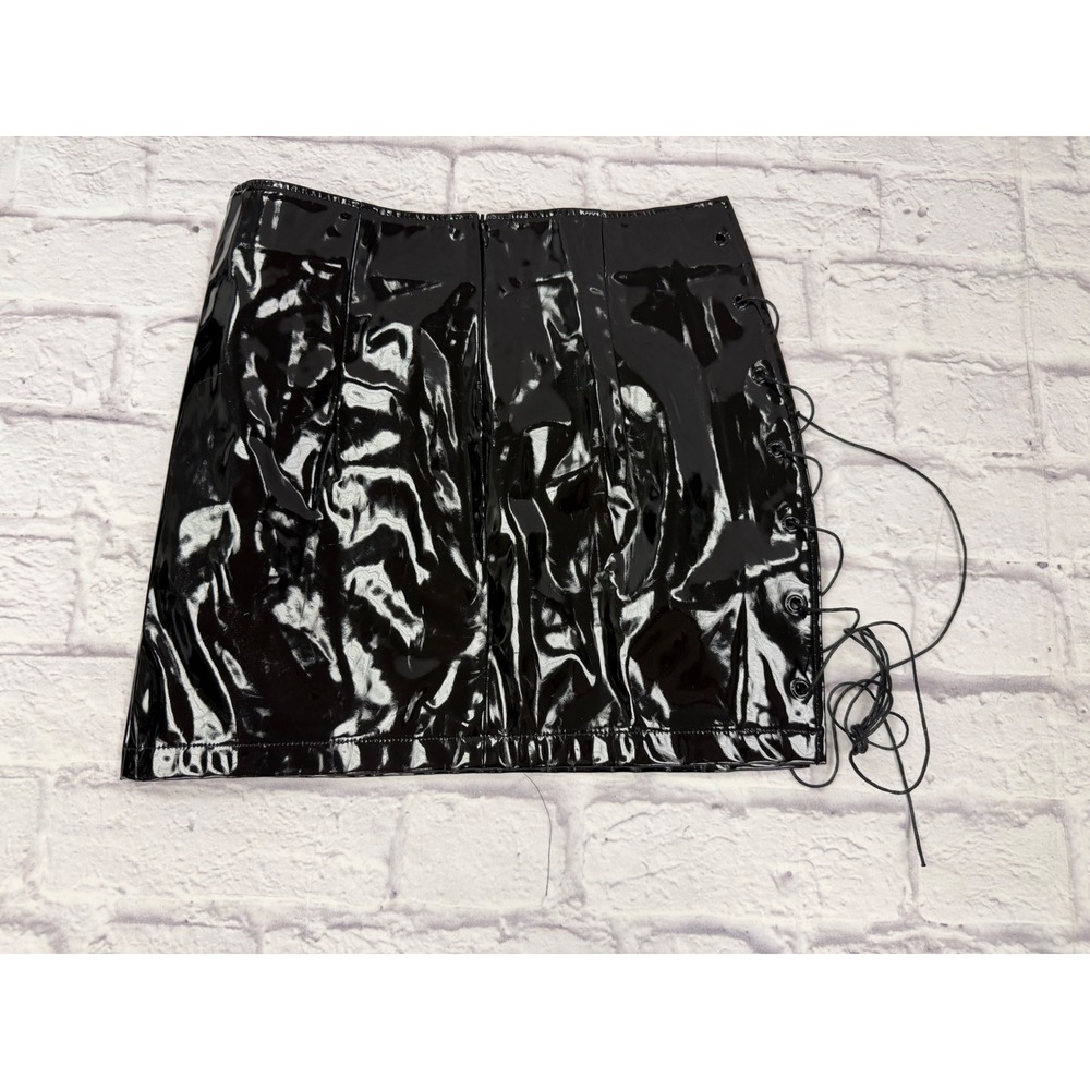 Danielle Guizio Devoiler Black Vinyl Patent Mini Skirt Lace Up Side Sexy Sz M - Picture 5 of 11